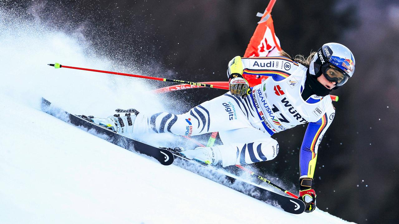 nachtslalom-in-flachau-aicher-in-form-d-rr-vor-neustart