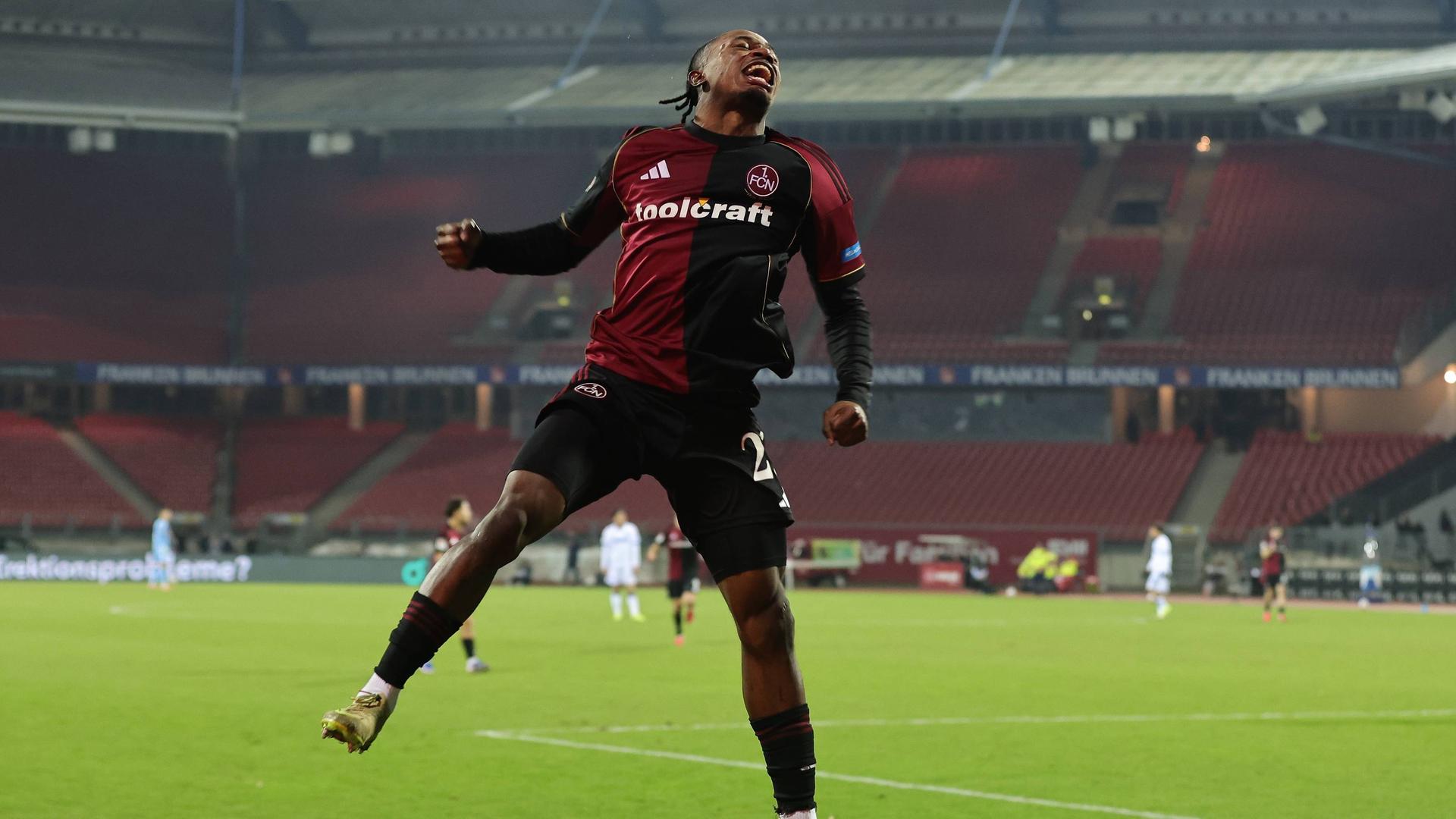 Image related to Hoher Sieg gegen den Karlsruher SC - Zoma und Justvan lassen Nürnberg glänzen
