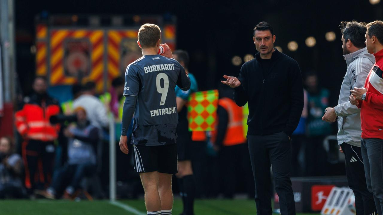 Eintracht-Trainer Riera hat Ärger mit den Stars