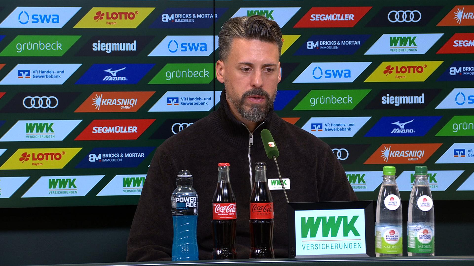 FCA-Coach Sandro Wagner auf der PK nach der Niederlage gegen den BVB | ARD