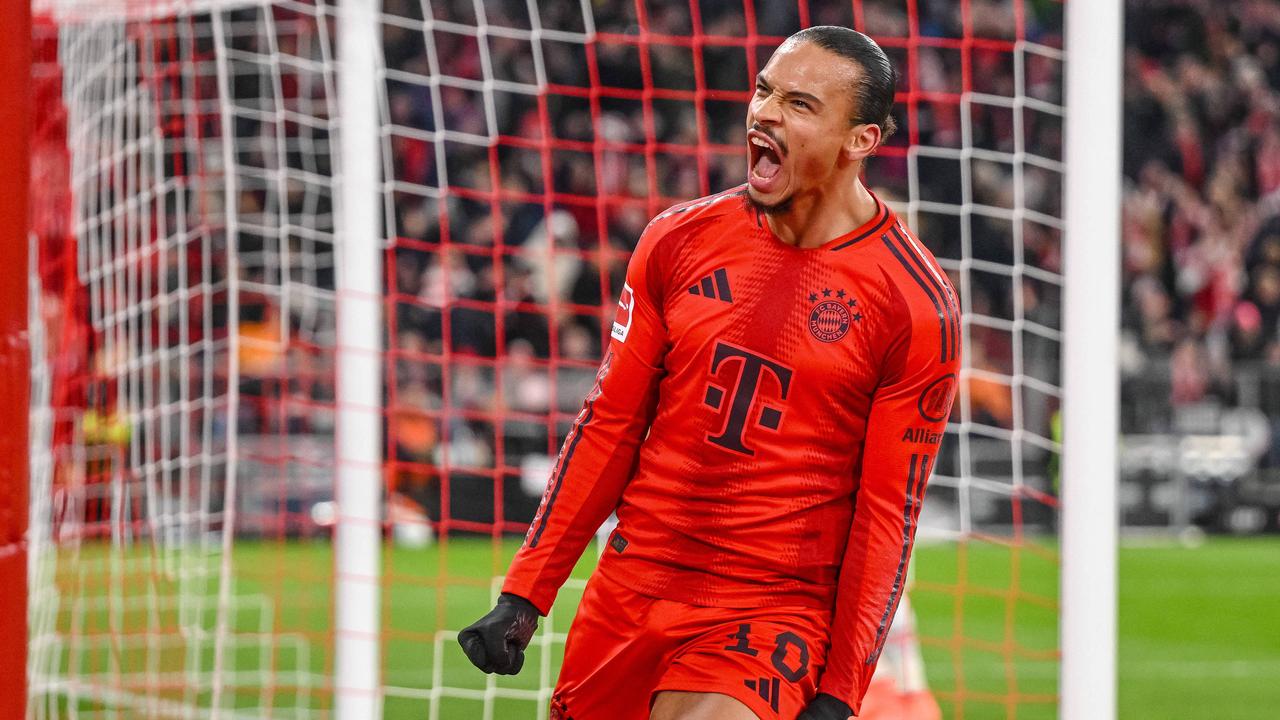 Leroy Sane schreit die Freude über seinen Treffer raus | IMAGO/DeFodi Images
