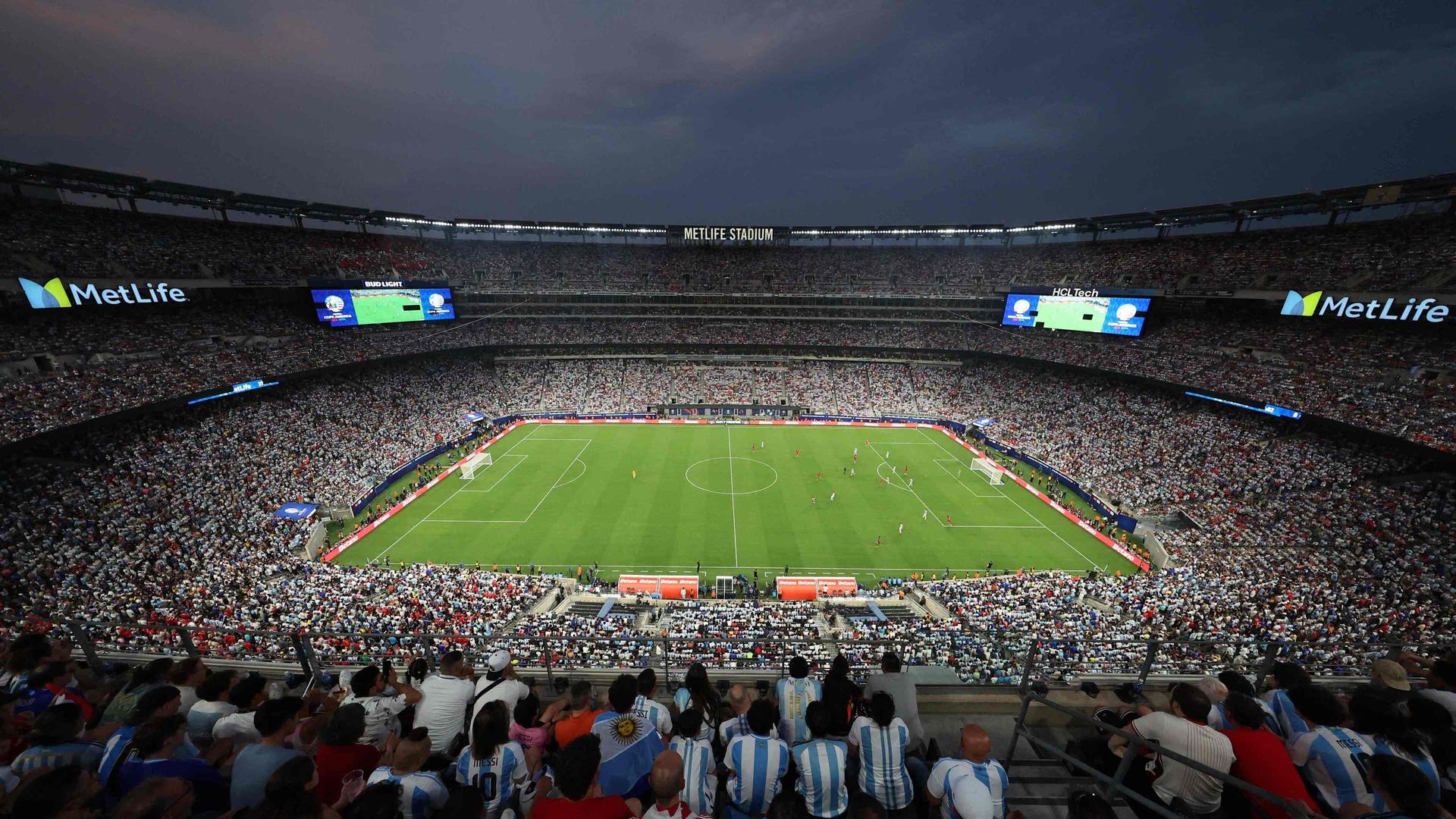 Ort des WM-Finals 2026: Das Metlife Stadium in New York/New Jersey | Photo by AL BELLO / GETTY IMAGES NORTH AMERICA / Getty Images via AFP