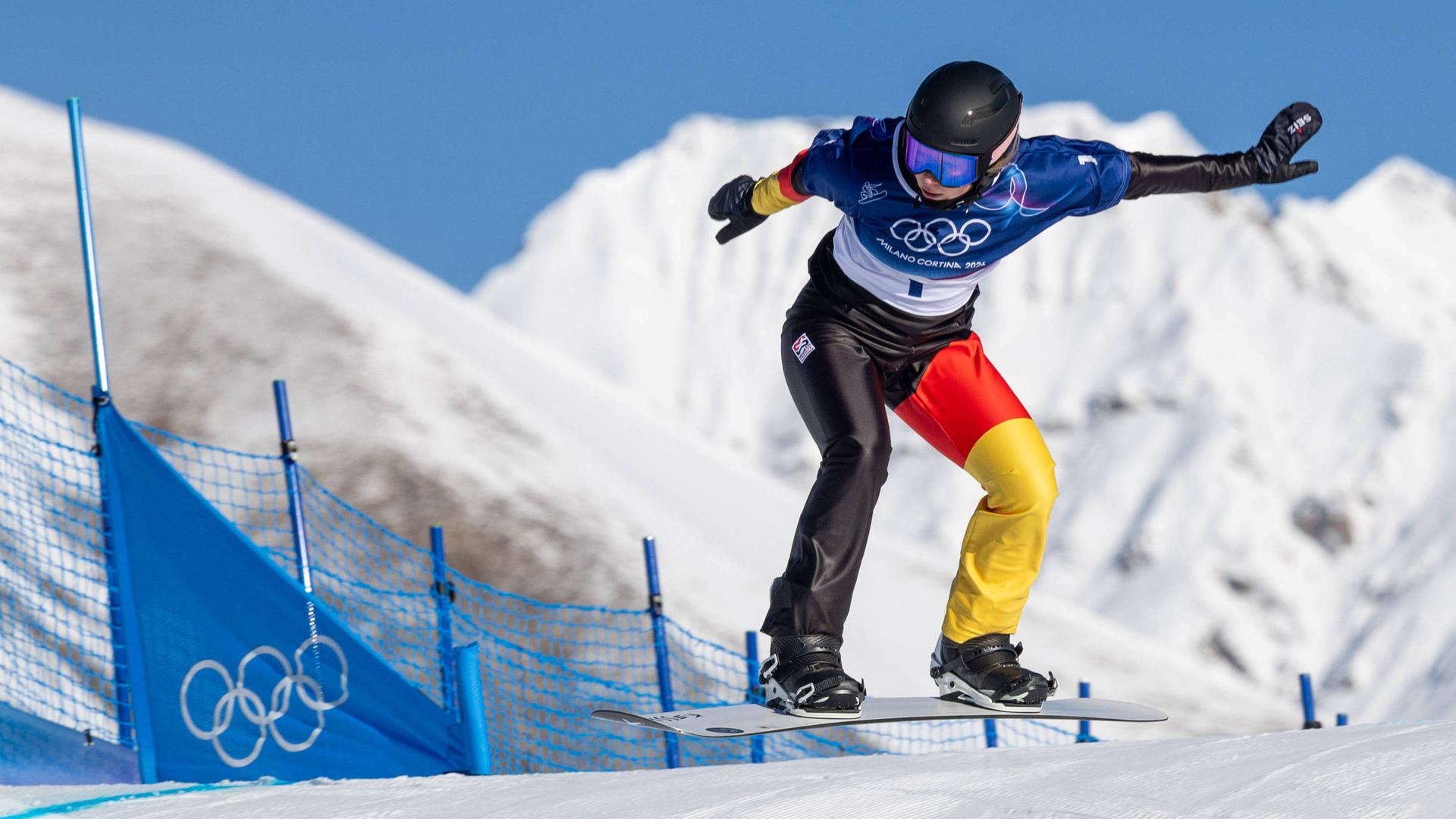 Olympia live - Snowboard: Snowboardcross Mixed, Finale