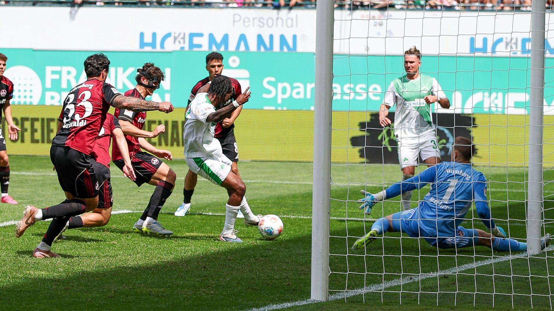 SpVgg Greuther Fürth geht im 276. Frankenderby die Luft aus