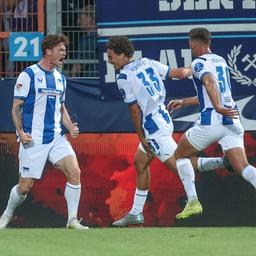  Hertha BSC jubelt nach seinem Tor zum 0 zu 1.