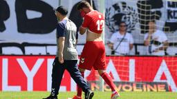 Mark Uth verlässt unter Tränen den Platz