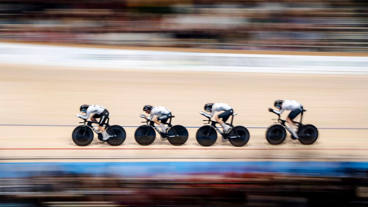 Weltmeisterschaft in Kopenhagen Medaillen für BahnradVierer der