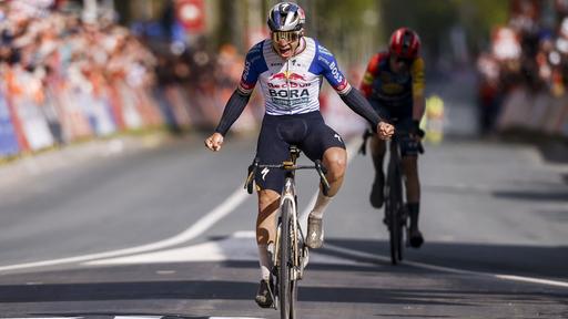 Evenepoel gewinnt Amstel Gold Race
