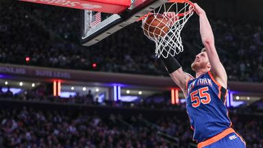 Isaiah Hartenstein beim Dunk für die New York Knicks