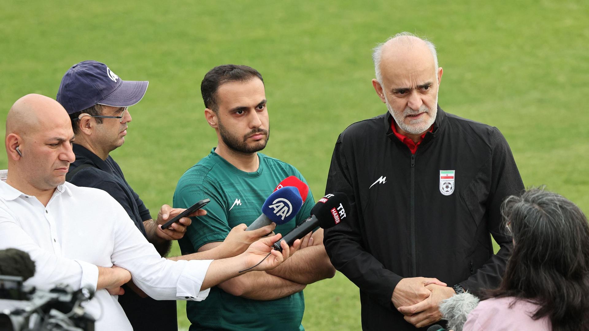 Irans Nationalteam verlegt sein WM-Quartier