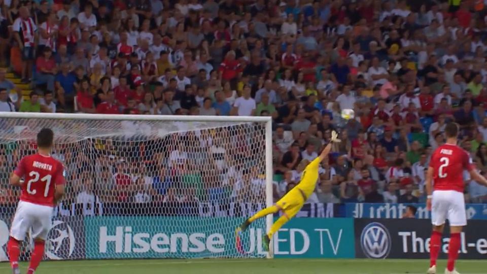 Luca Waldschmidts Treffer gegen Österreich | imago images / Insidefoto/ Cesare Purini / Insidefoto Luca Waldschmidts Treffer gegen Österreich