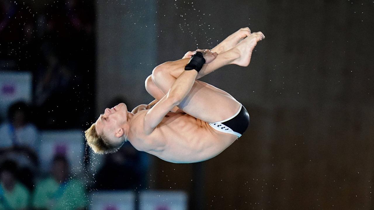 Wasserspringen Timo Barthel Springt Vom Turm Ins Olympische Halbfinale 