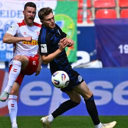 Spielszene: SSV Jahn Regensburg - MSV Duisburg