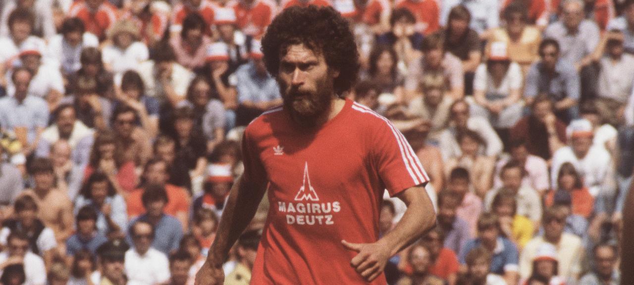 Tor des Monats März 1983, Paul Breitner | dpa Tor des Monats März 1983, Paul Breitner