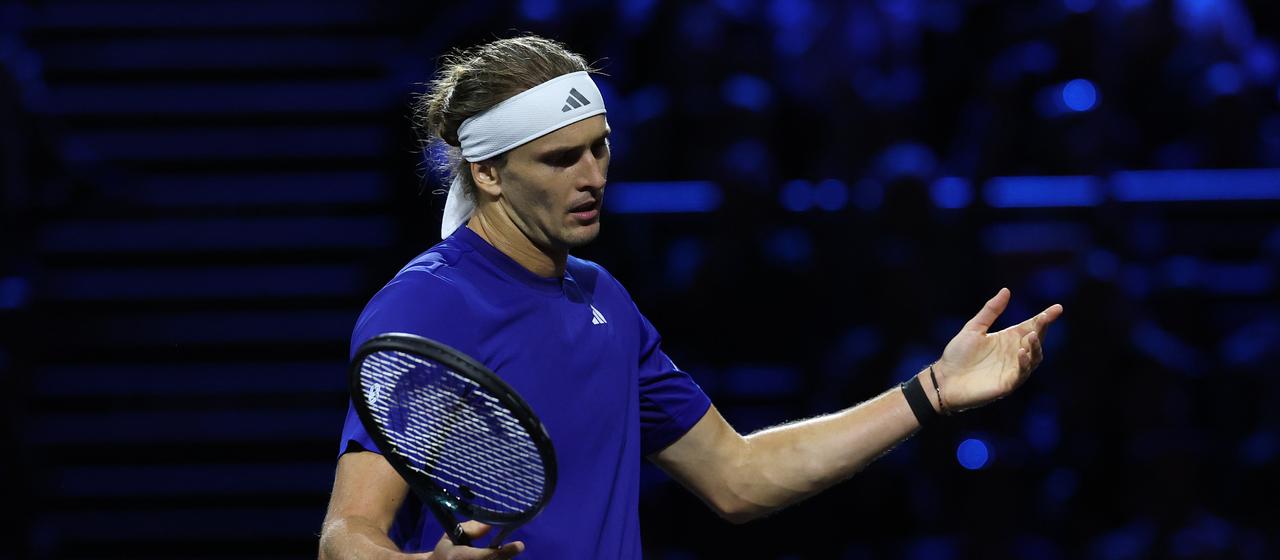 Alexander Zverev enttäuscht nach seiner Niederlage beim Laver Cup