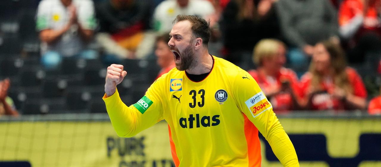 andreas wolf jubelt ubers eine parade gegen norway