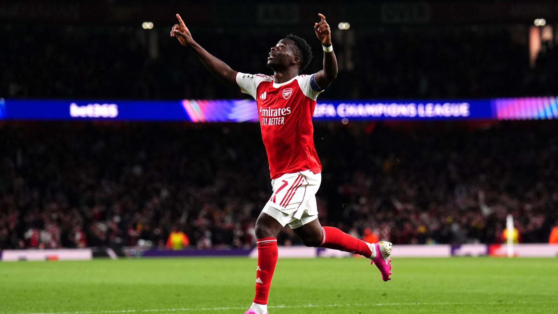 Bukayo Saka bejubelt den Treffer zum 1:0 | picture alliance / empics | John Walton