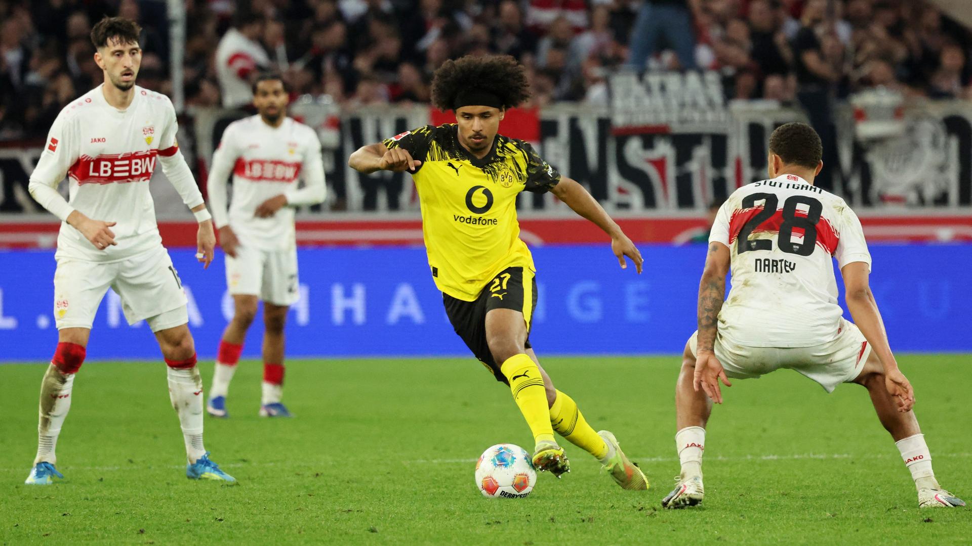 Karim Adeyemi in Aktion gegen den VfB Stuttgat | REUTERS