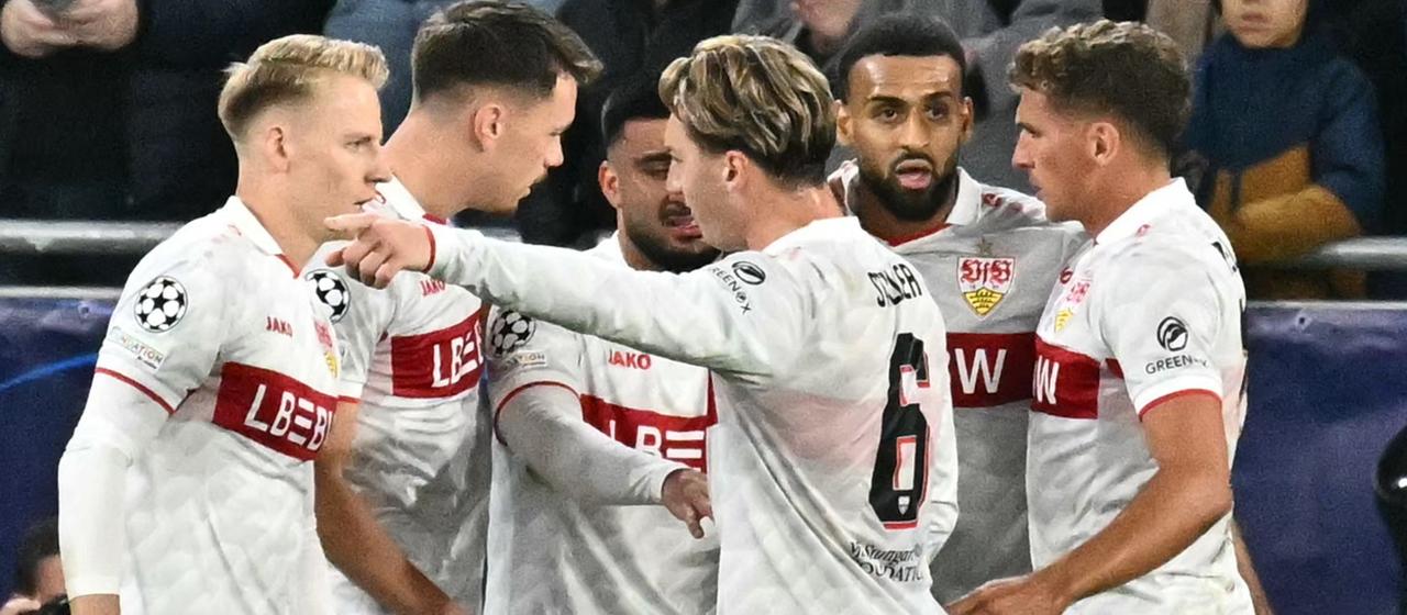  Deniz Undav feiert seinen Treffer