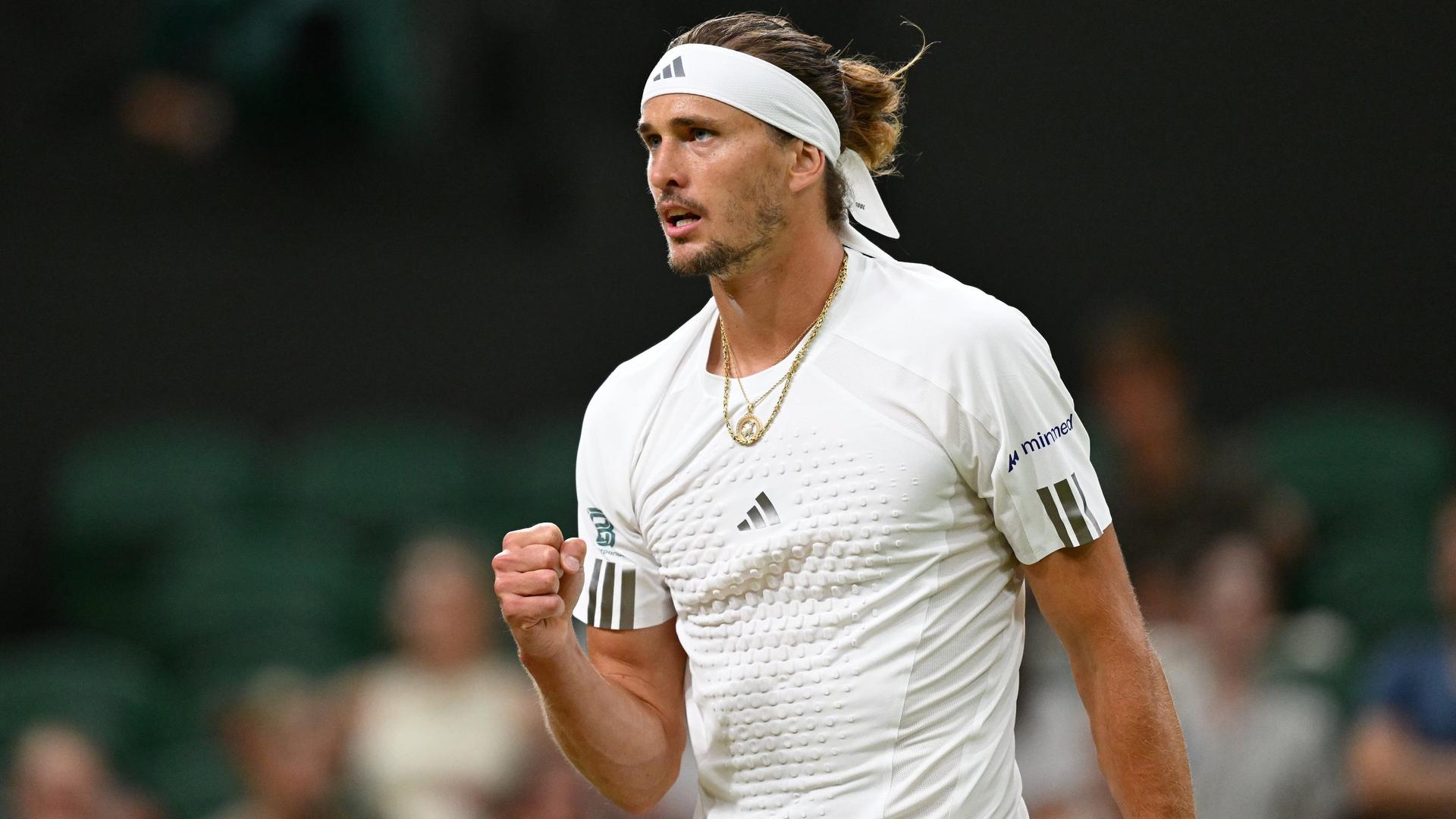 Alexander Zverev bejubelt einen Punktgewinn | WITTERS