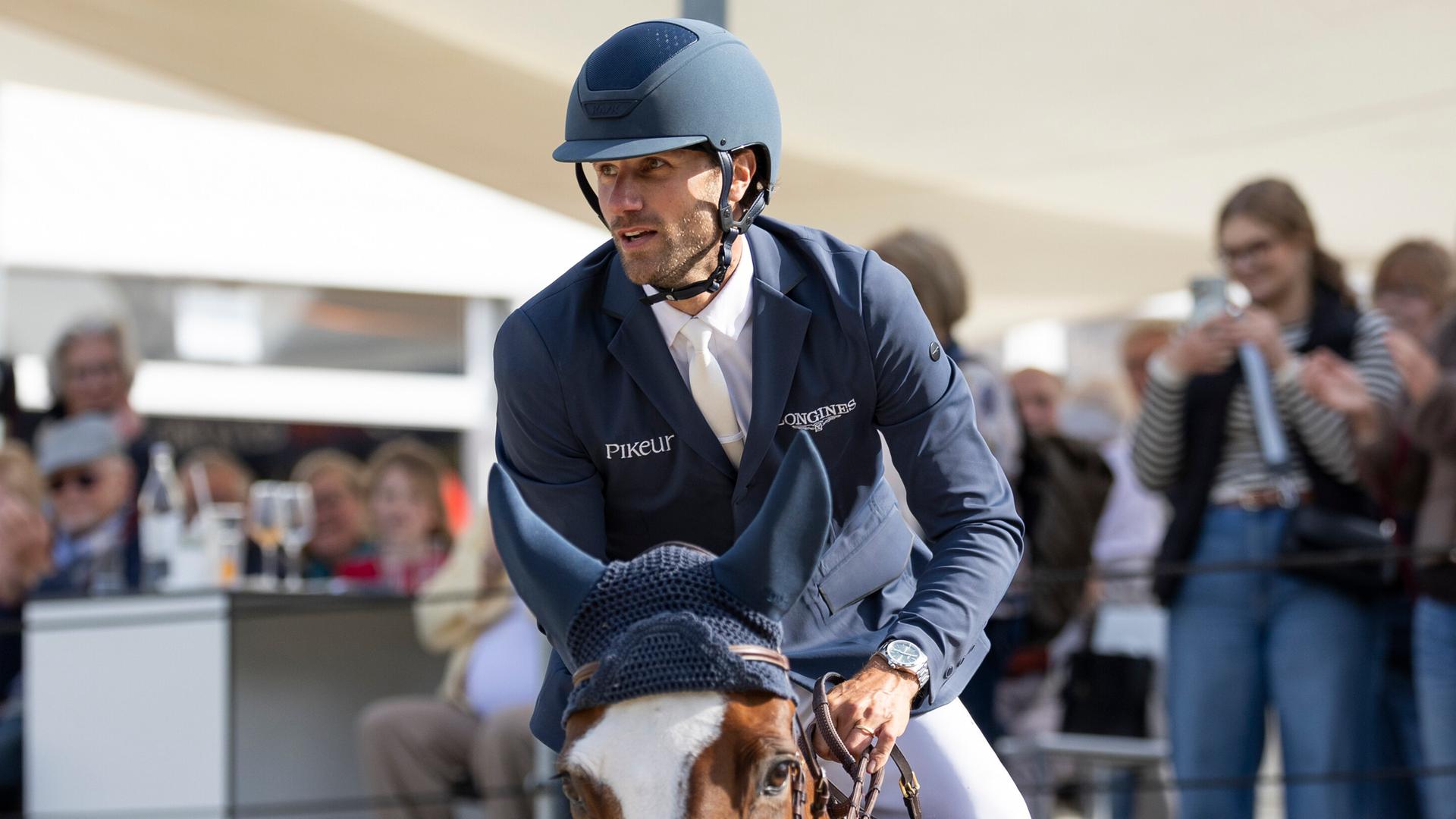 Christian Kukuk bei den Deutschen Meisterschaften im Springreiten | ddp/Sven Simon