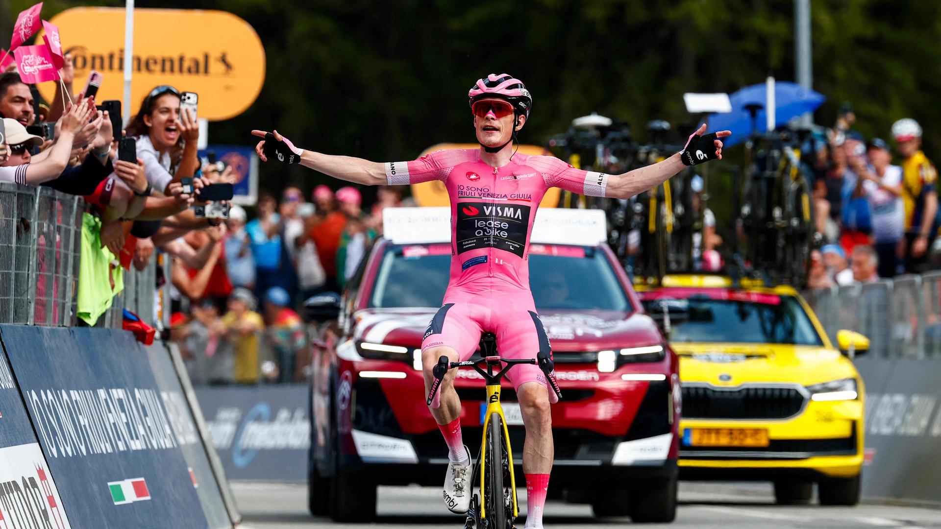 Vingegaard baut Führung beim Giro aus