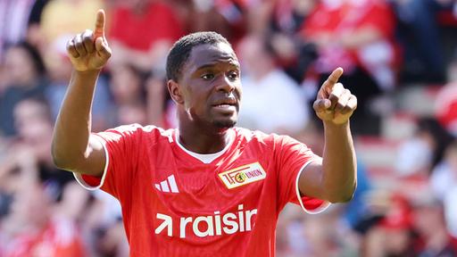 Ilyas Ansah im Trikot von Union Berlin. (IMAGO/O.Behrendt)