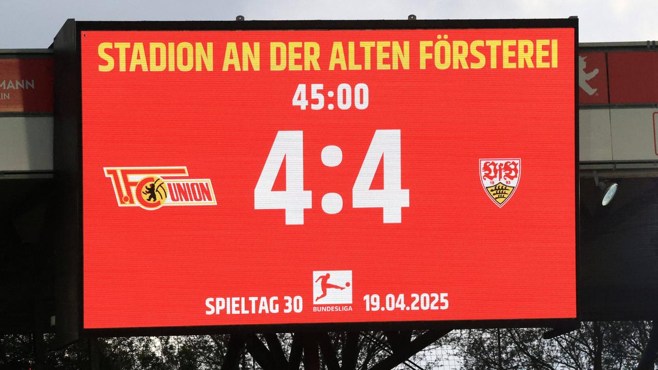 Spielstand von 4:4 im Spiel von Union Berlin gegen den VfB Stuttgart | IMAGO/Nordphoto