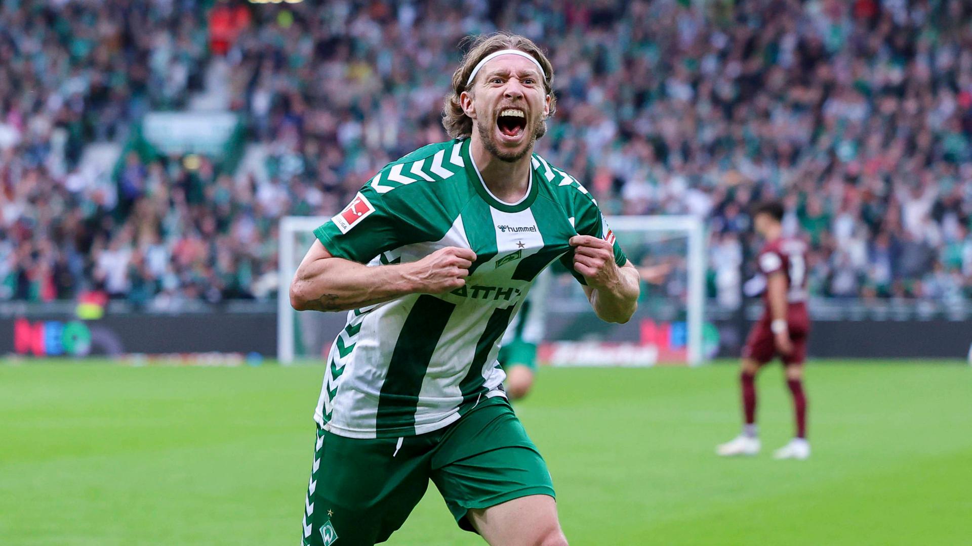 Mitchell Weiser feiert sein Tor | IMAGO/DeFodi.de