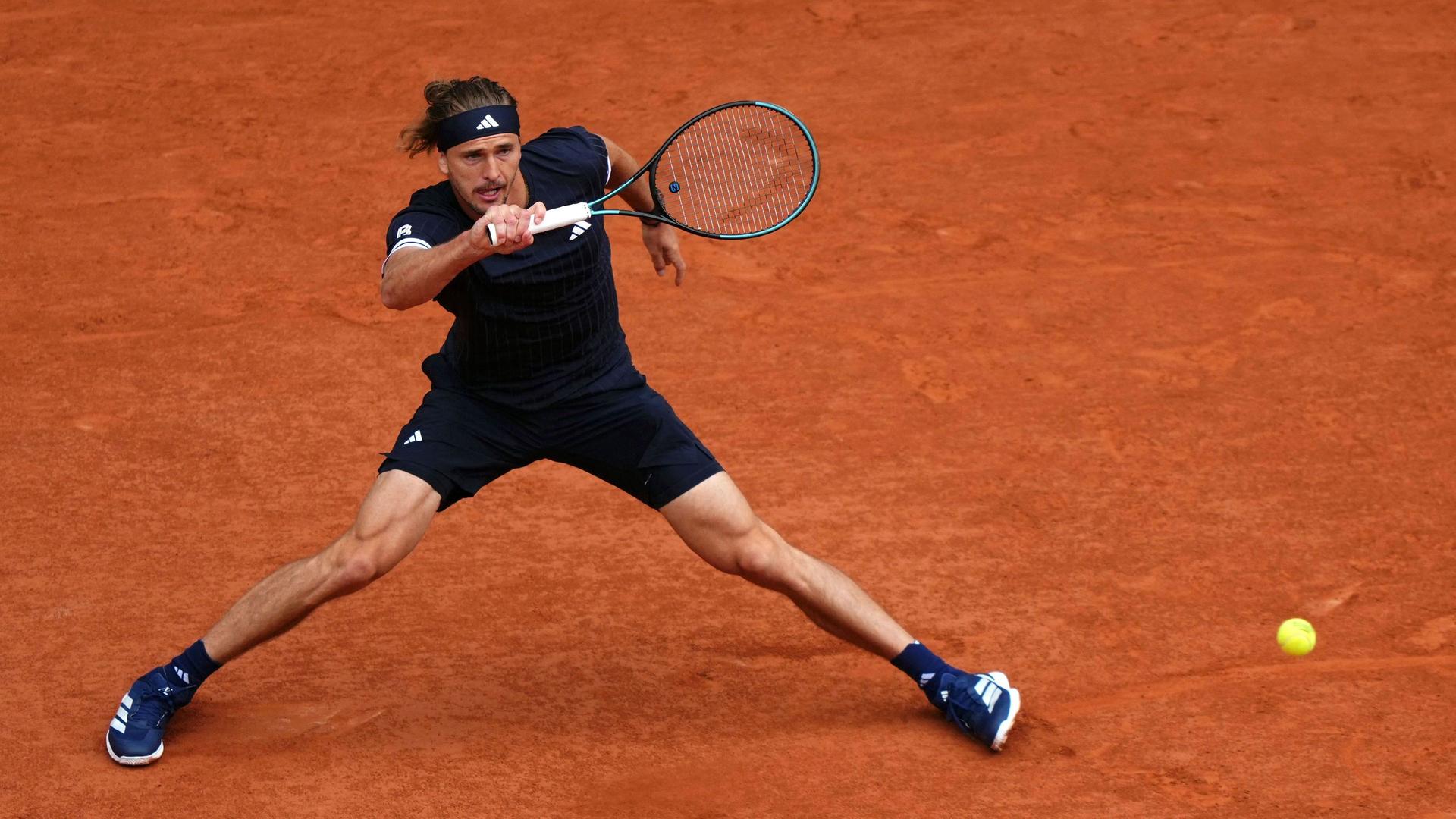 Jetzt live - Noch keine Breaks bei Zverev gegen Mensik