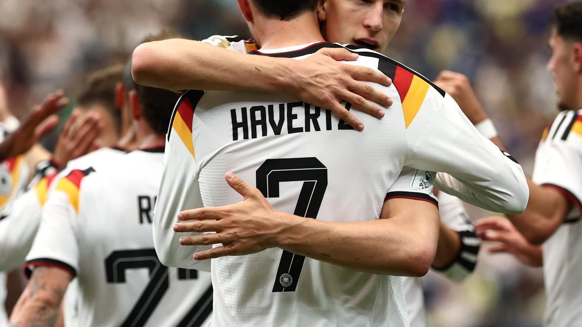 DFB-News: Ausrüster geht das V aus