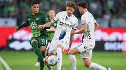 Adam Daghim (l)  gegen Calvin Brackelmann (r)