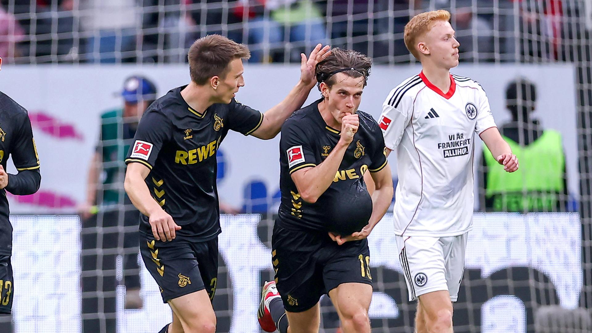 KÃ¶lns Kaminski (r.) jubelt Ã¼ber seinen Anschlusstreffer fÃ¼r KÃ¶ln mit Teamkollege Kristoffer Lund | IMAGO / Maximilian Koch