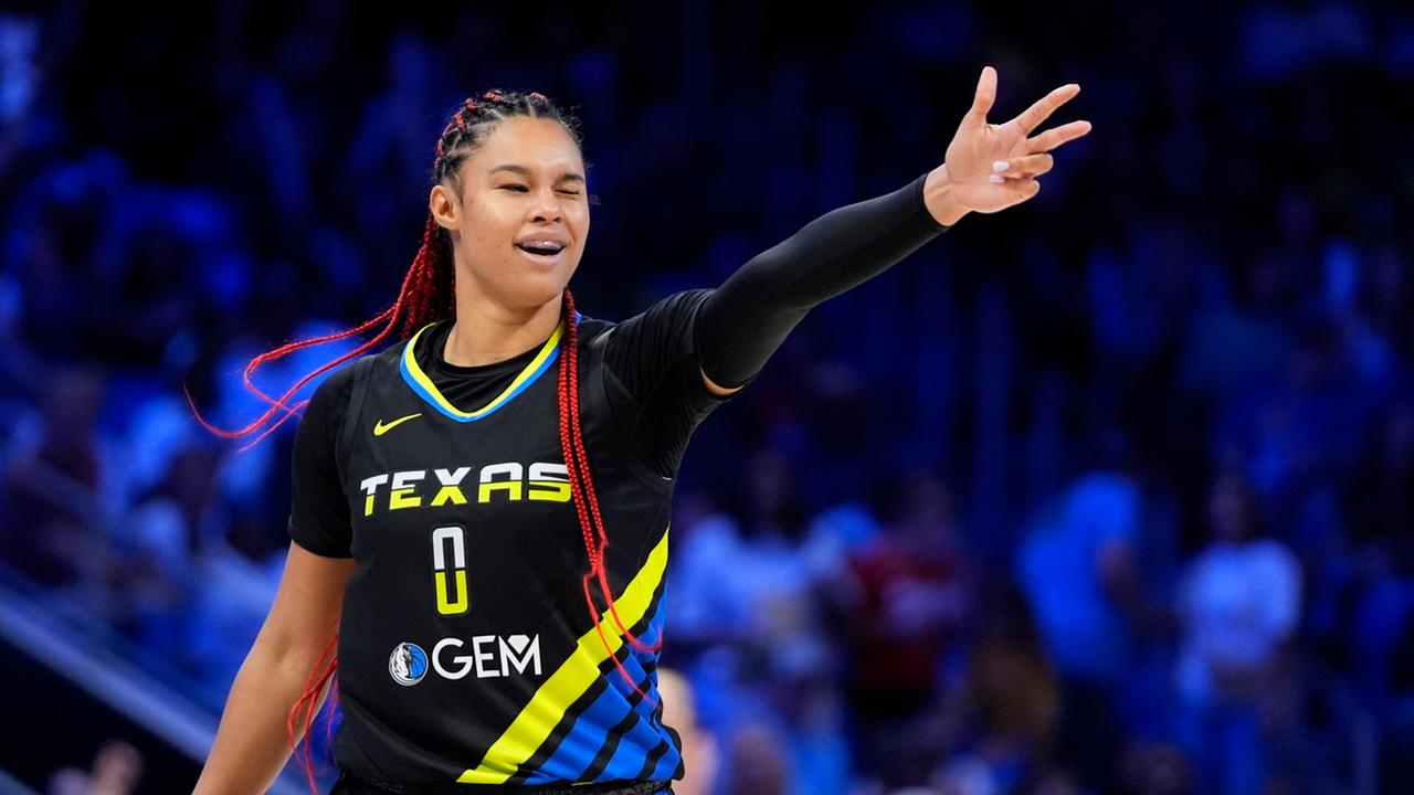 「新しい家を見つける」：WNBAスターのサトウ・サバリーがダラスからの退団を発表