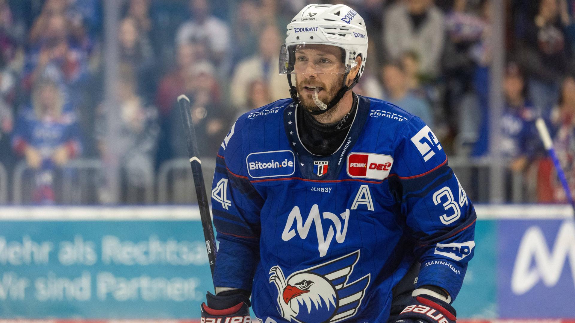 Adler Mannheim gewinnen knapp gegen Straubing