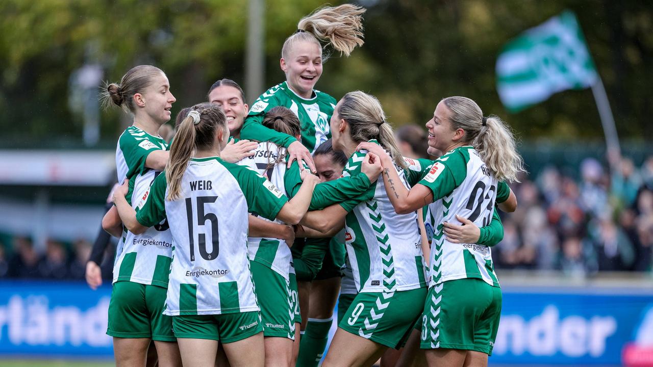 Werders Fußballerinnen zittern sich nach 3:0-Halbzeitführung zum Sieg