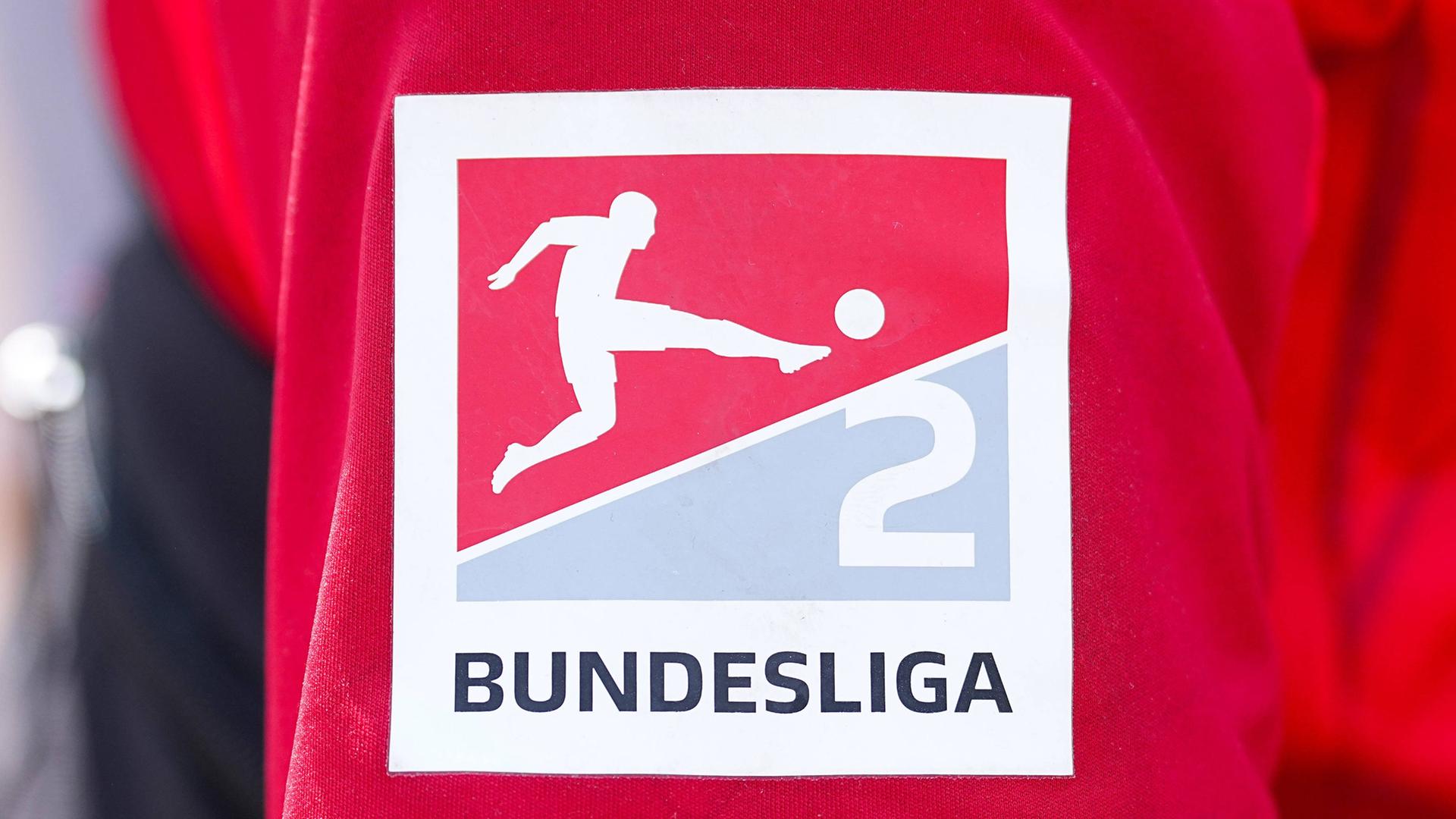 Das 2. Bundesliga Symbol auf der Anlage von Fortuna DÃ¼sseldorf | IMAGO / Maximilian Koch