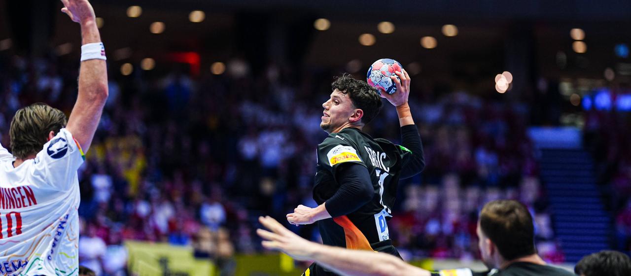 Marko Grgic wird im Spiel gegen Norwegen zum Topscorer