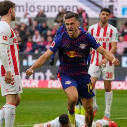 Fußballprofi Christoph Baumgartner bejubelt einen Treffer für RB Leipzig beim 1. FC Köln.