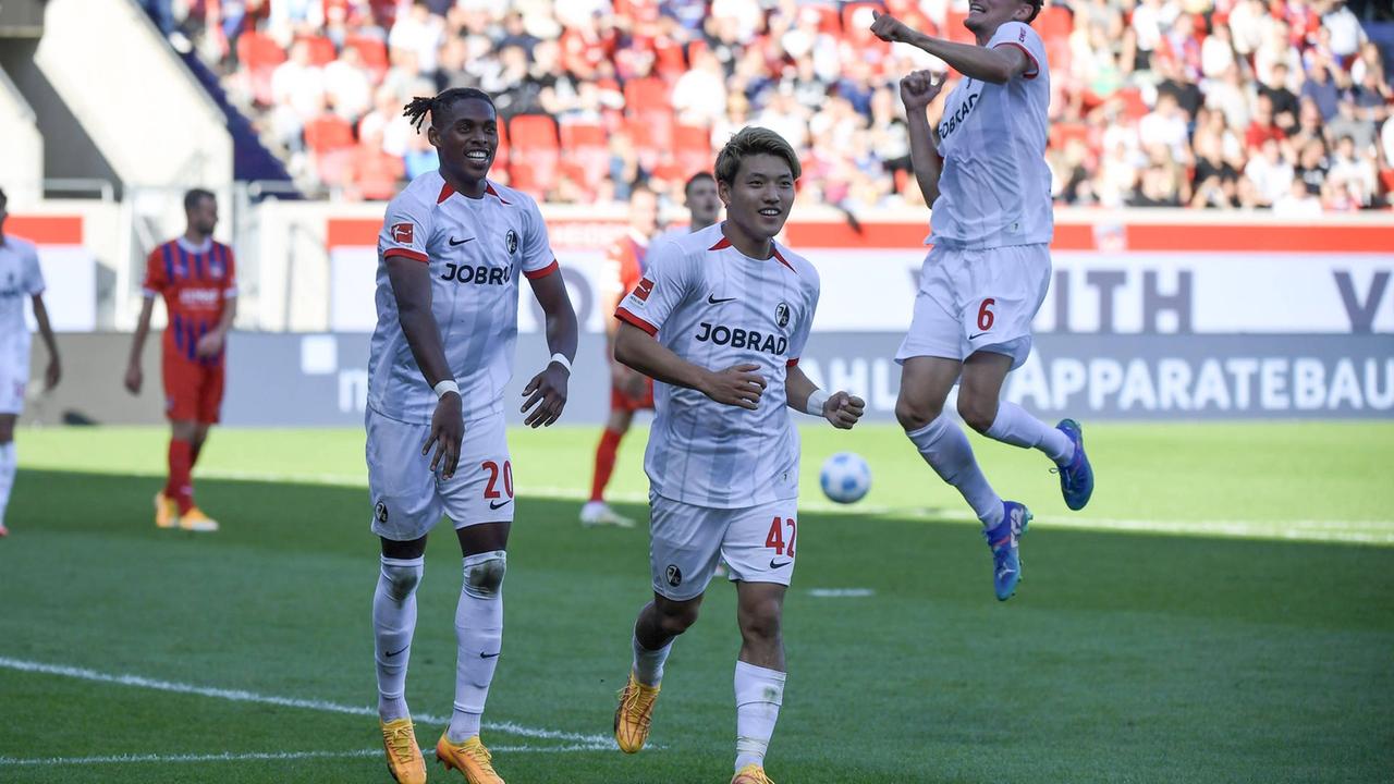 Ritsu Doan beim Spiel Heidenheim gegen Freiburg | IMAGO, Imago Images / Jan Huebner