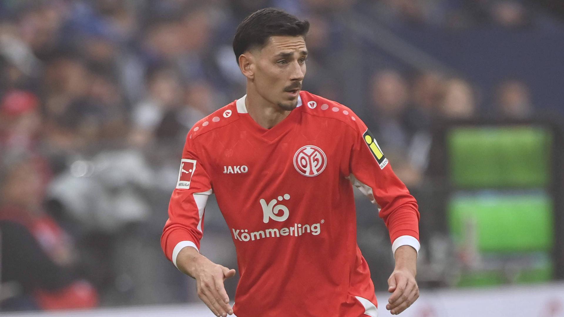 Mainz´ Anthony Caci in Aktion | IMAGO/Sven Simon