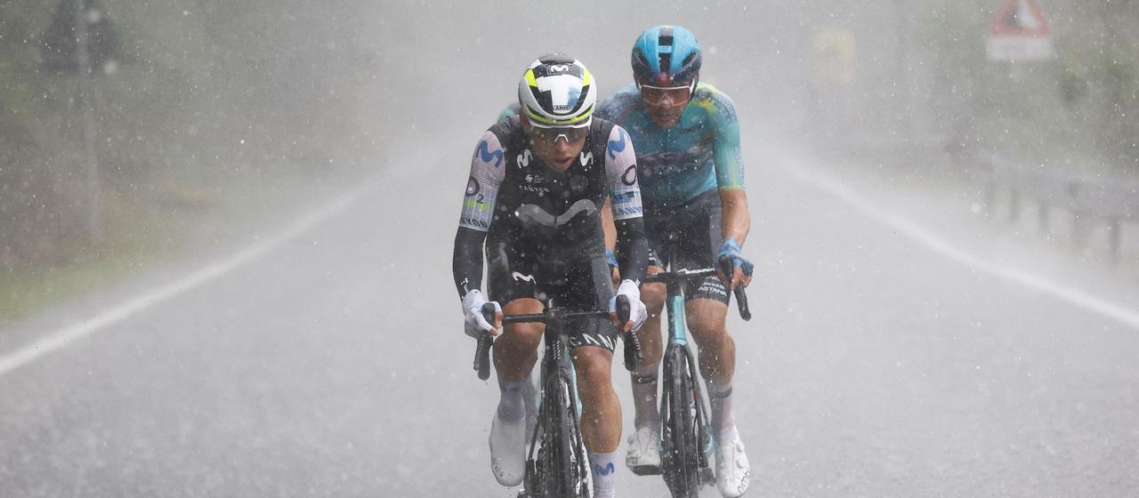 Giro d'Italia: Regen, Stürze, Fahrfehler - Arrieta gewinnt trotzdem