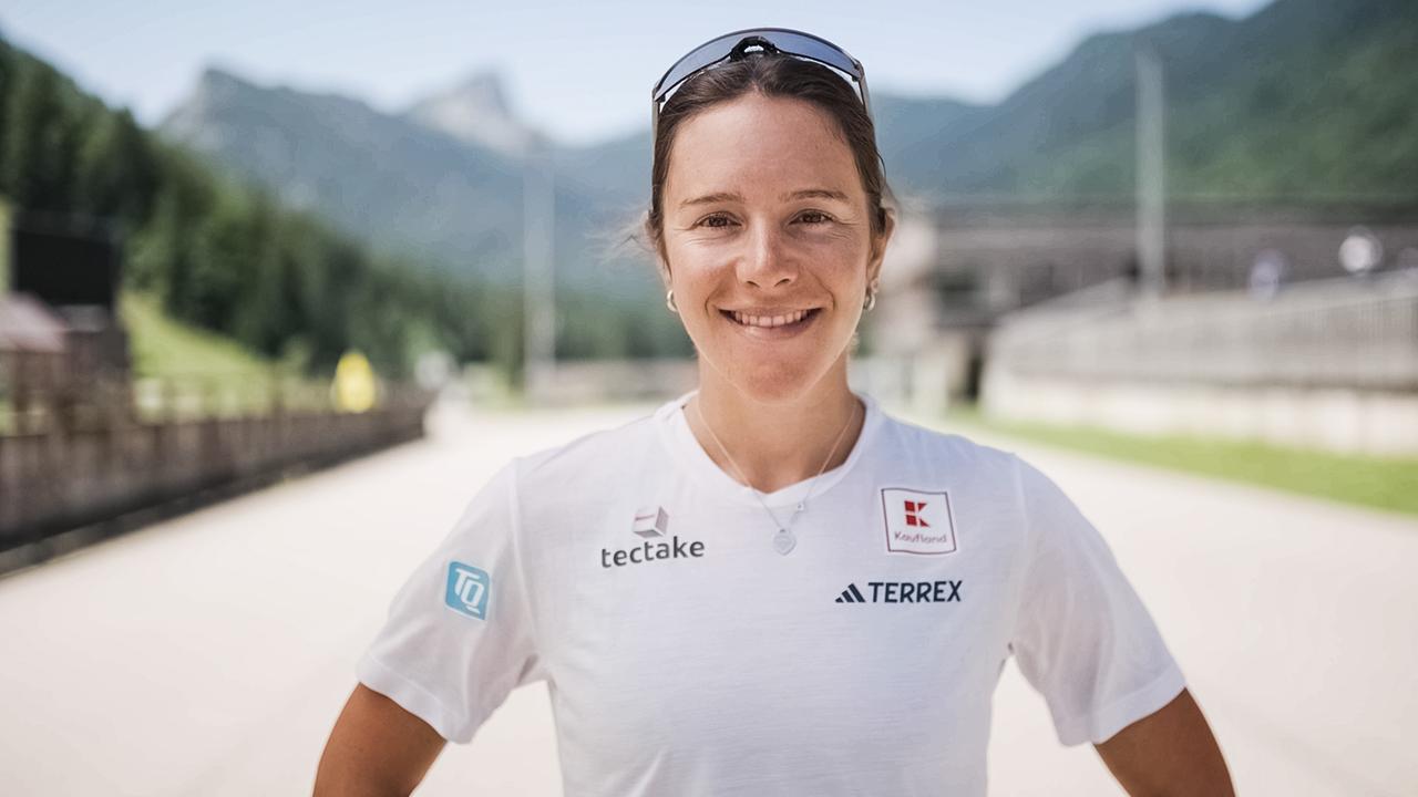 Biathletin-Schneider-Dank-Zahnschiene-zu-Olympia-