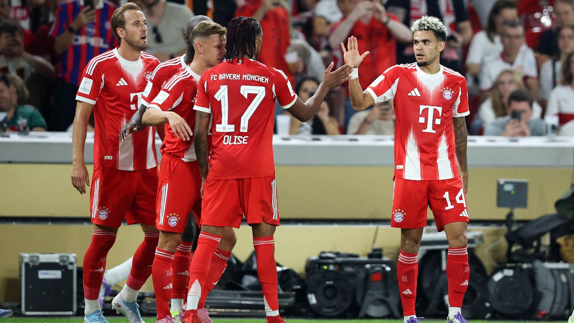 Harry Kane, Joshua Kimmich, Michael Olise und Luis Diaz  | picture alliance / sampics / Stefan Matzke | Stefan Matzke