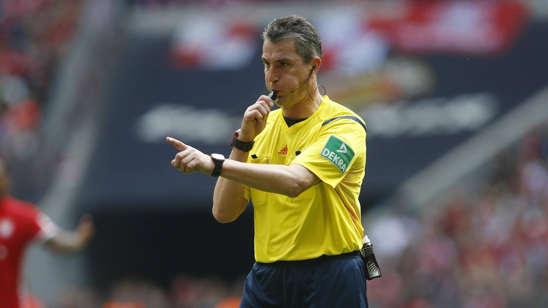 Knut Kircher Schiedsrichter | IMAGO, IMAGO / Avanti