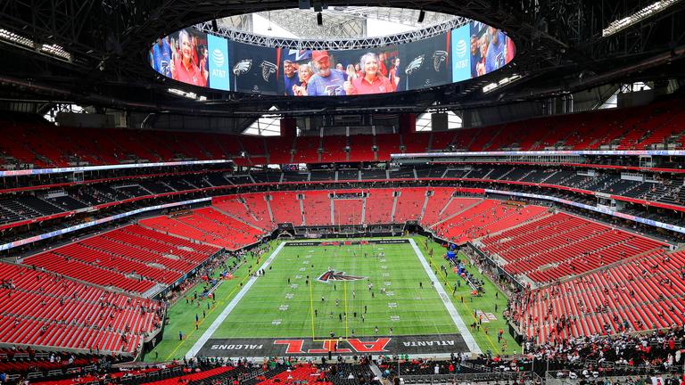 Innenansicht vom Mercedes-Benz Stadium in Atlanta | IMAGO/David J. Griffin/Icon Sportswire Innenansicht vom Mercedes-Benz Stadium in Atlanta