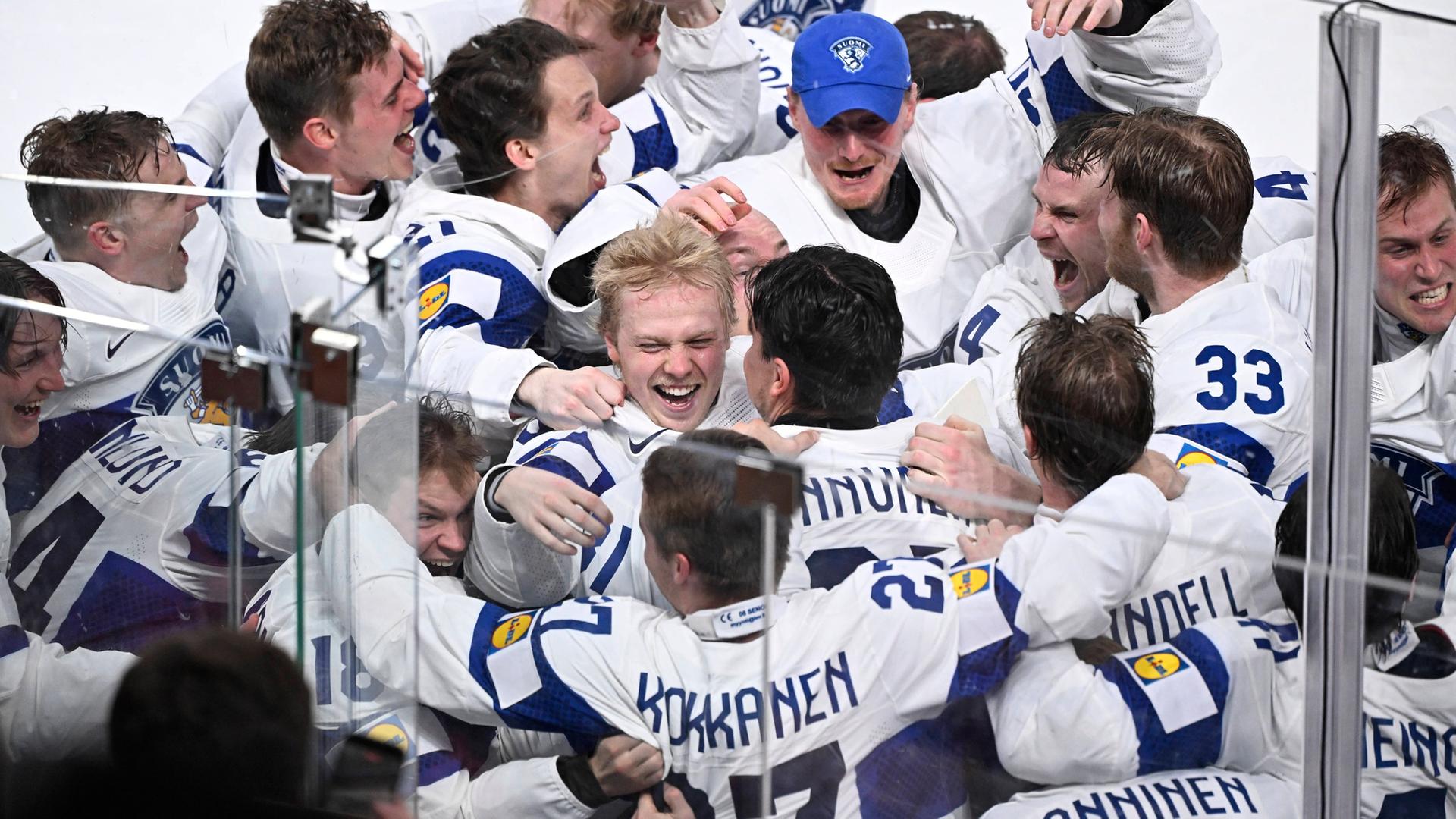 Sieg gegen die Schweiz: Finnland ist Eishockey-Weltmeister