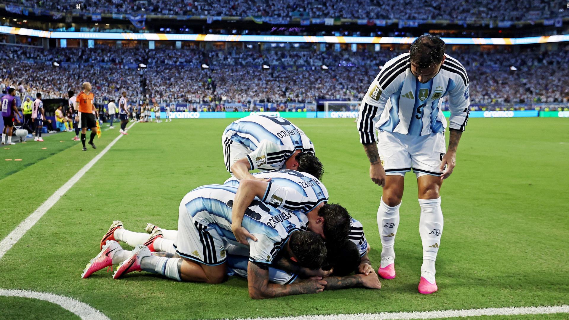 Argentinien jubelt gegen Kap Verde | Reuters/Amanda Perobelli