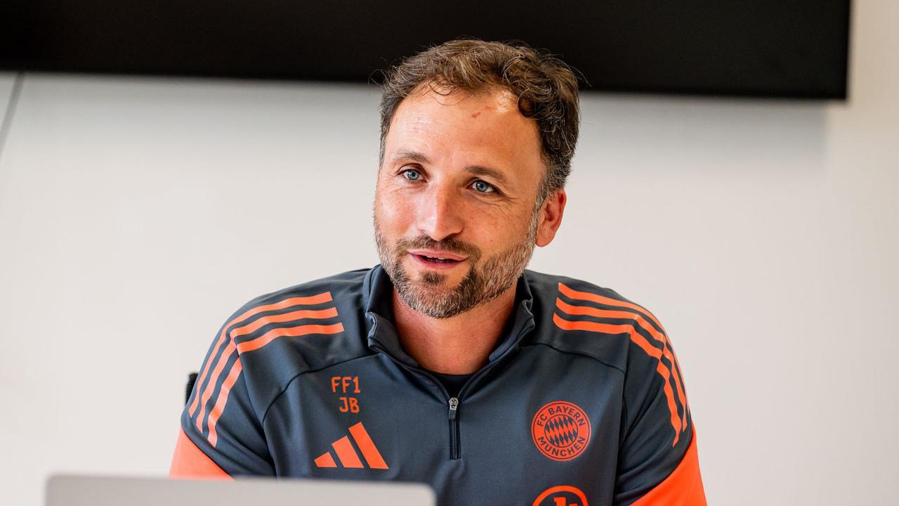 FC Bayern Frauen: Barcala verspricht baldigen Champions-League-Sieg – „Wir werden es sehr bald gewinnen!“, sagt der neue Trainer