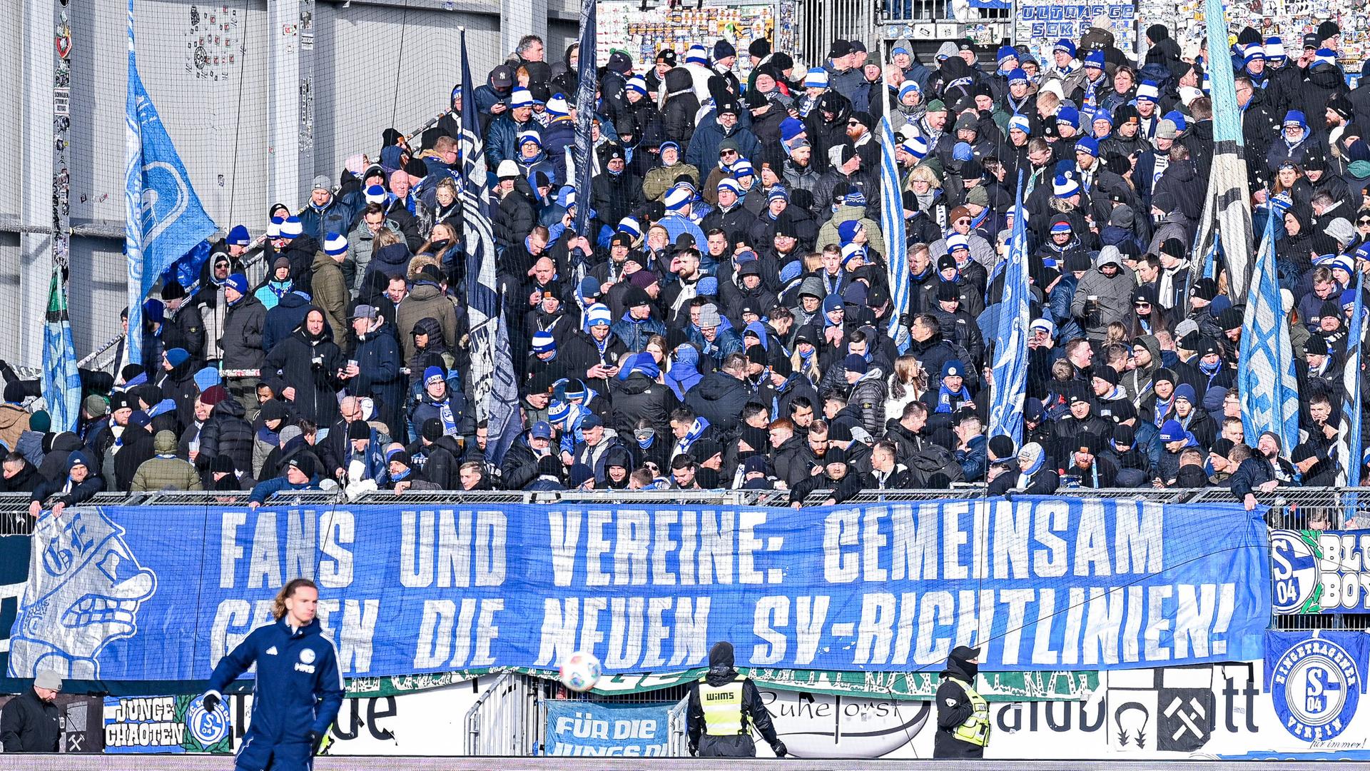 Neuer Streit um Stadionverbote
